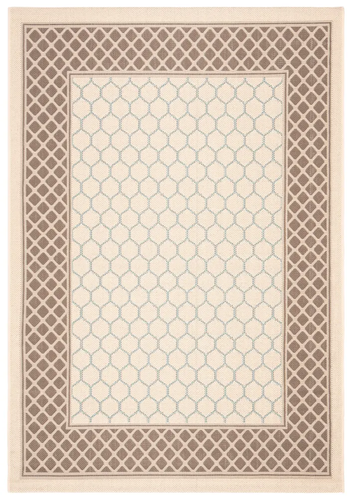 Safavieh Courtyard 4'-0