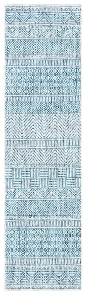 Safavieh Courtyard 2'-3