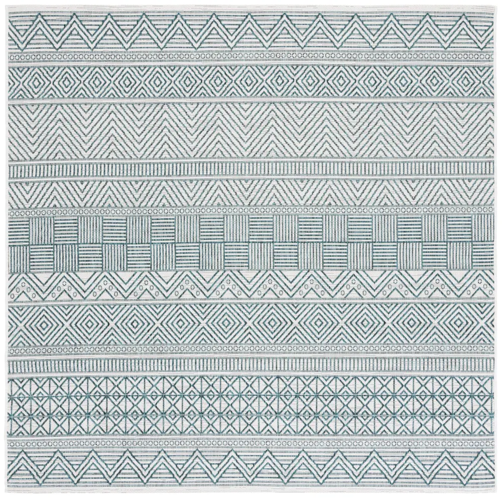 Safavieh Courtyard 6'-7