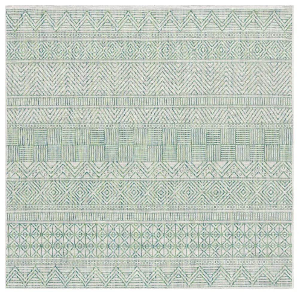 Safavieh Courtyard 6'-7