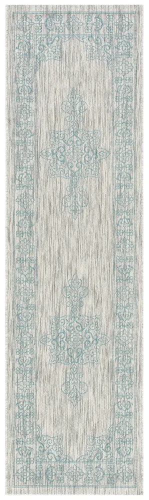 Safavieh Courtyard 2'-3