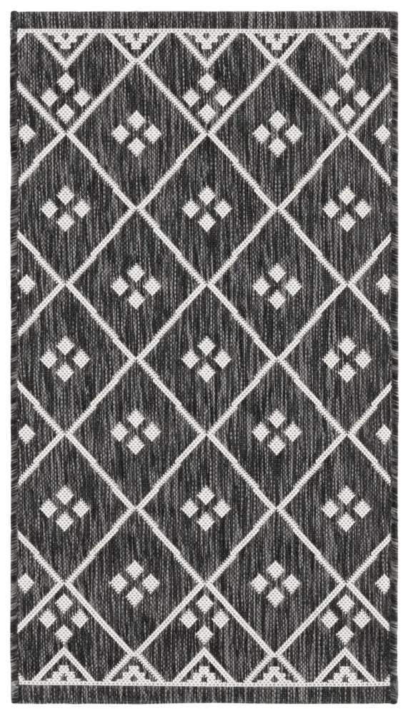 Safavieh Courtyard 2'-0