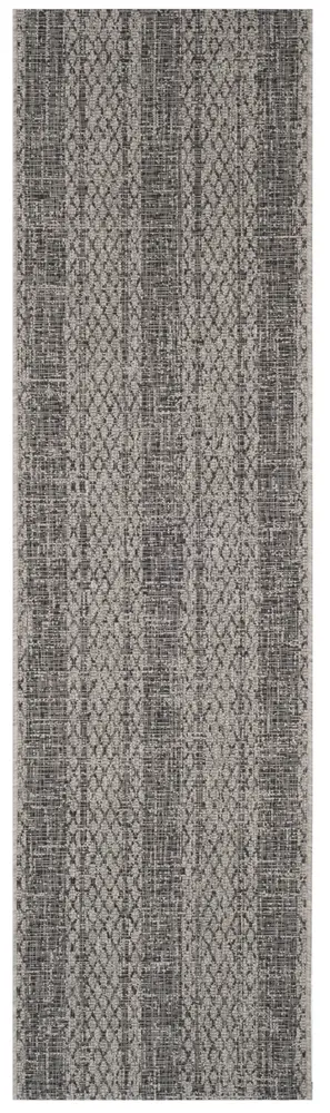 Safavieh Courtyard 2'-3