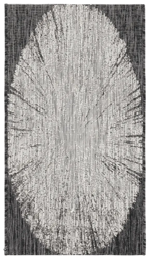 Safavieh Courtyard 2'-0