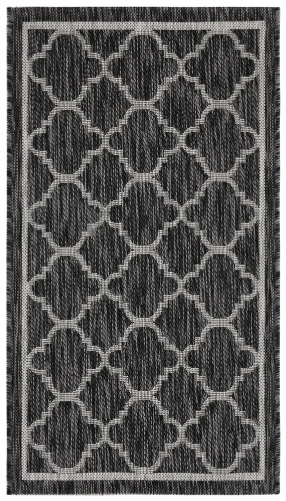 Safavieh Courtyard 2'-0