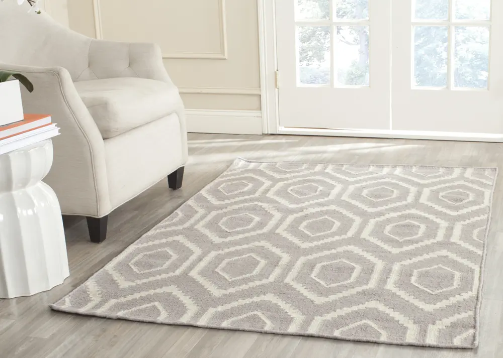 Safavieh Dhurries 4'-0