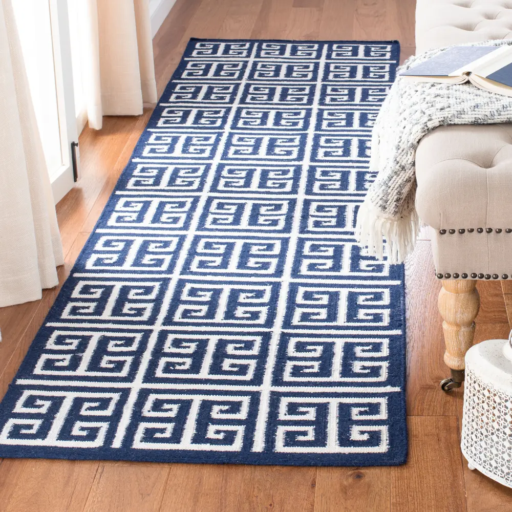 Safavieh Dhurries 2'-6