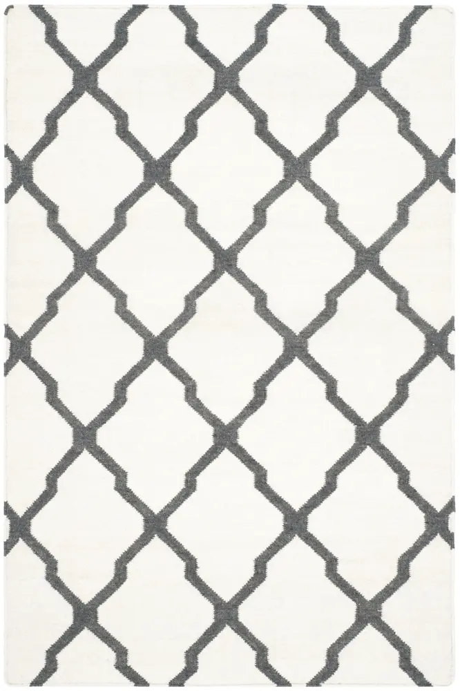 Safavieh Dhurries 4'-0