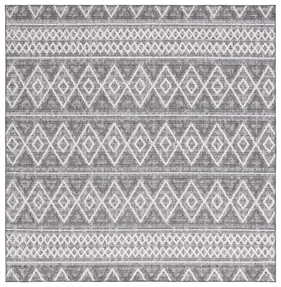 Safavieh Global 800 6'-7