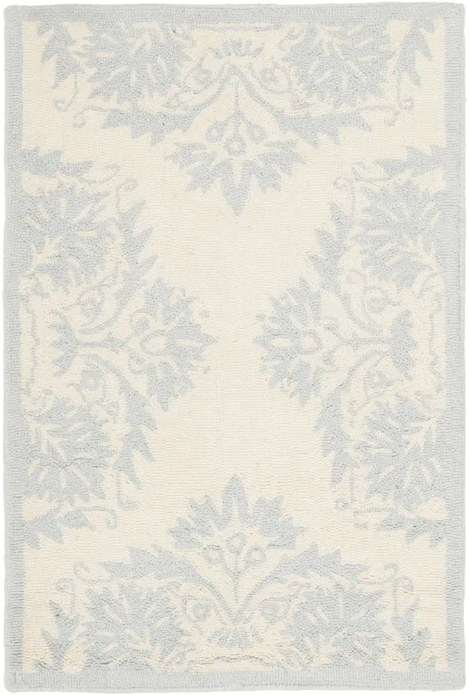 Safavieh Chelsea 2'-6