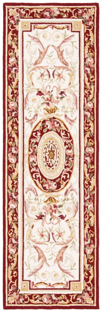 Safavieh Chelsea 2'-6