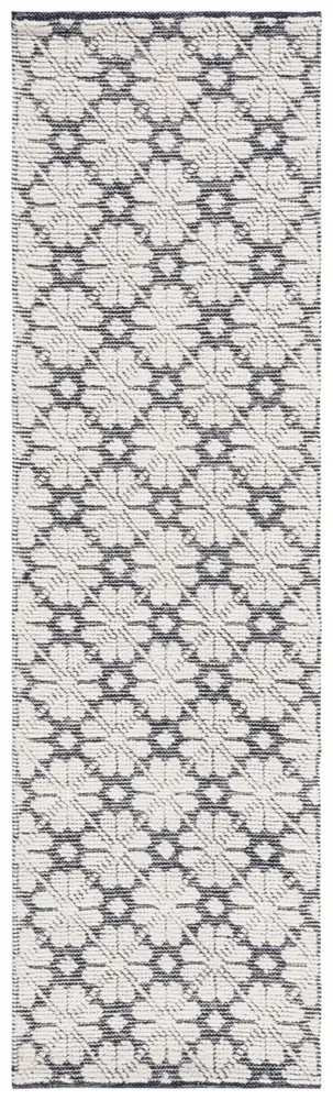 Safavieh Martha Stewart 2'-3