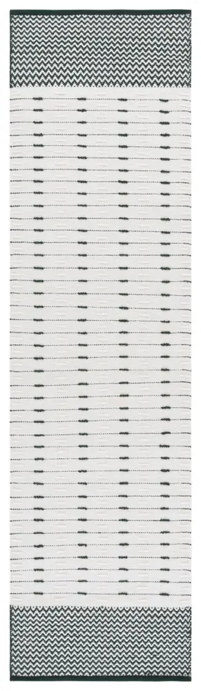 Safavieh Martha Stewart 2'-3