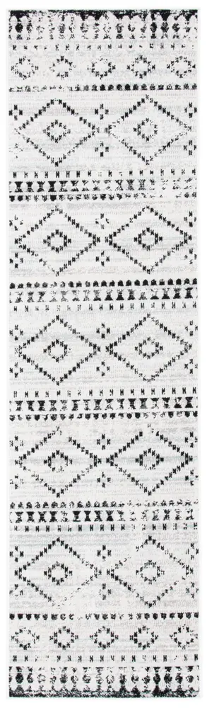 Safavieh Montage 200 2'-3