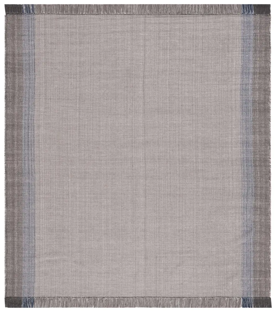 Safavieh Montauk 7'-0