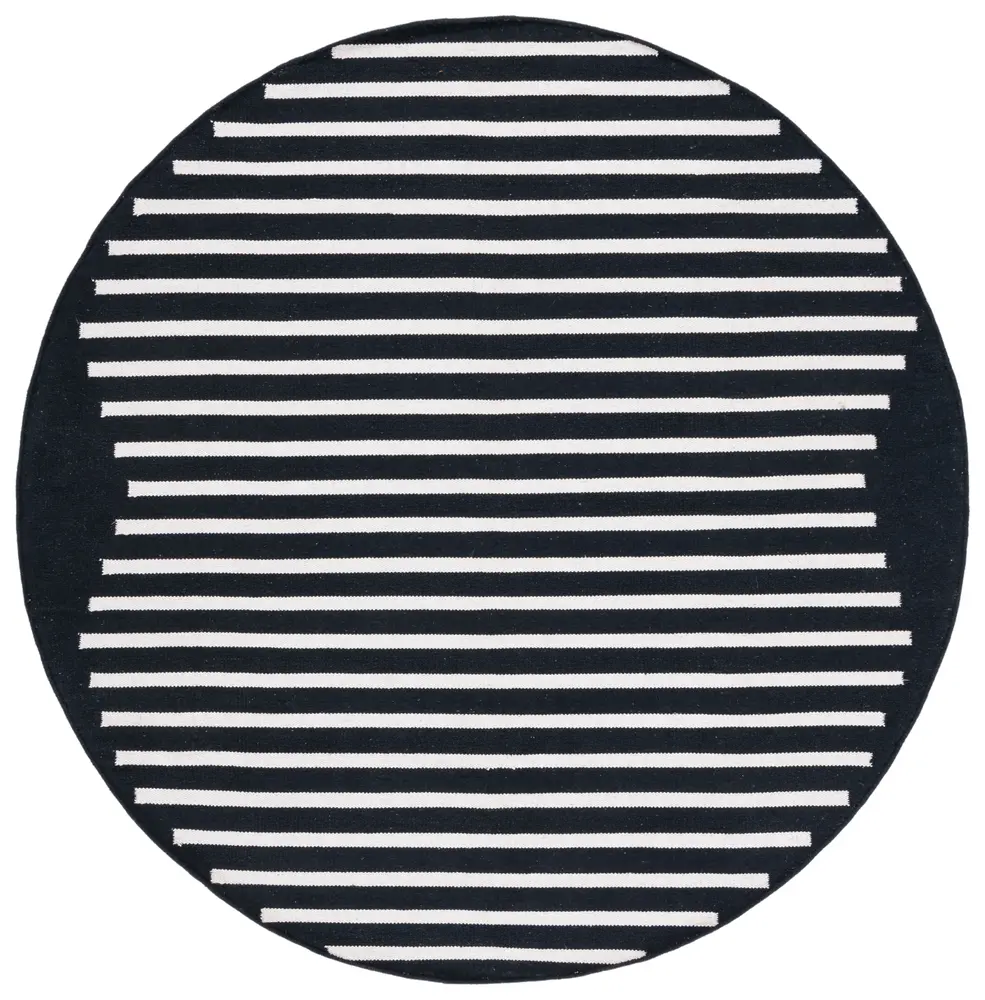 Safavieh Montauk 6'-0