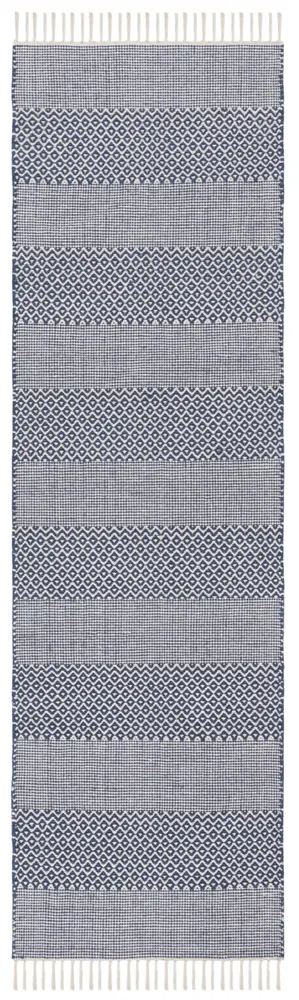 Safavieh Montauk 2'-3