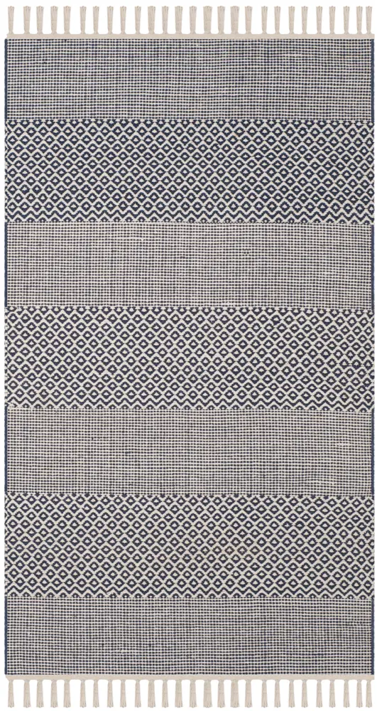 Safavieh Montauk 3'-0