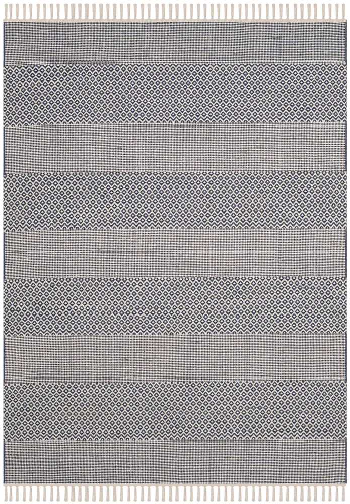 Safavieh Montauk 4'-0