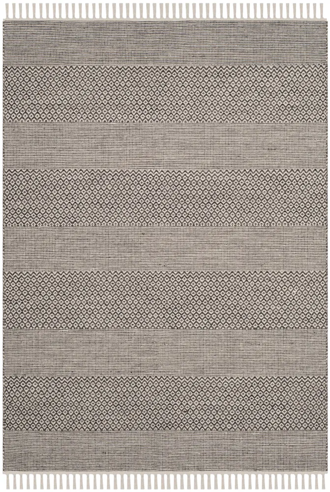 Safavieh Montauk 4'-0