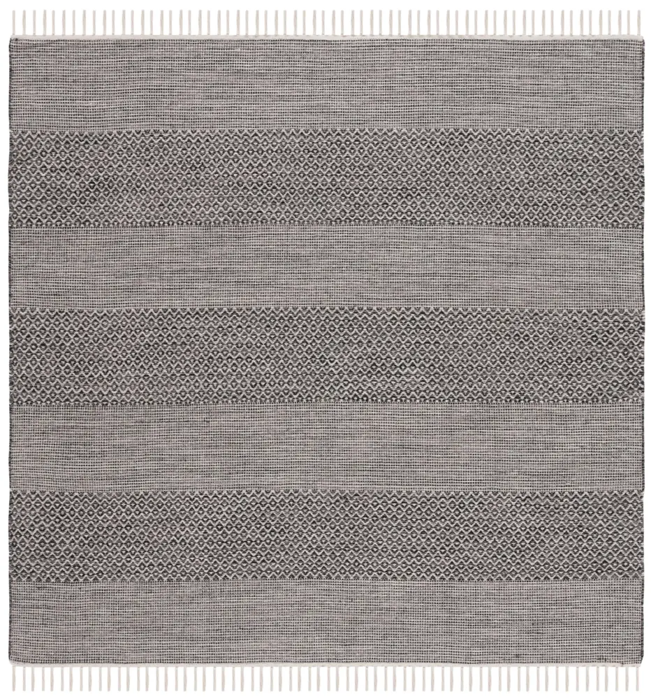 Safavieh Montauk 6'-0