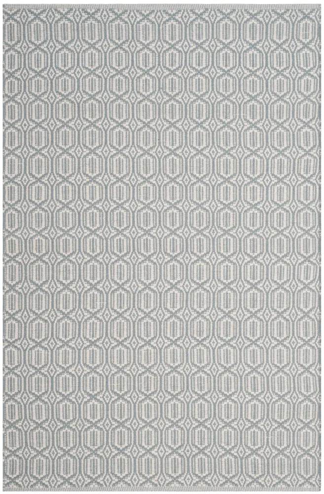 Safavieh Montauk 4'-0