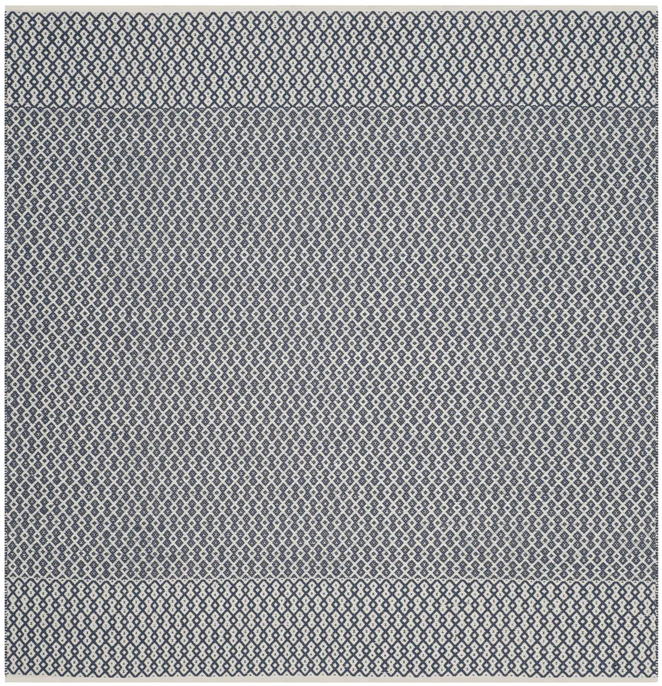 Safavieh Montauk 6'-0