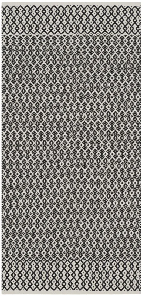 Safavieh Montauk 2'-3