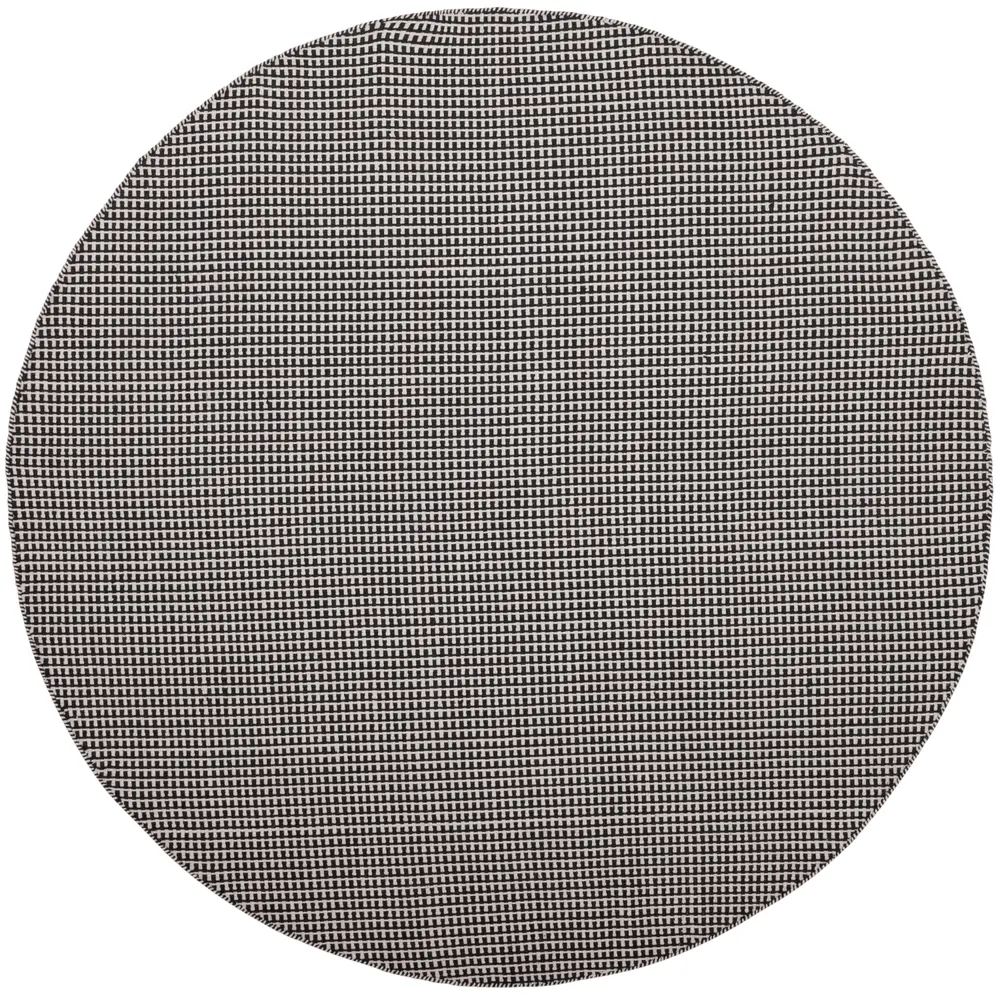 Safavieh Montauk 6'-0