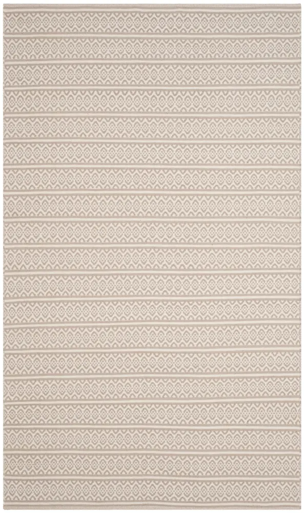 Safavieh Montauk 5'-0