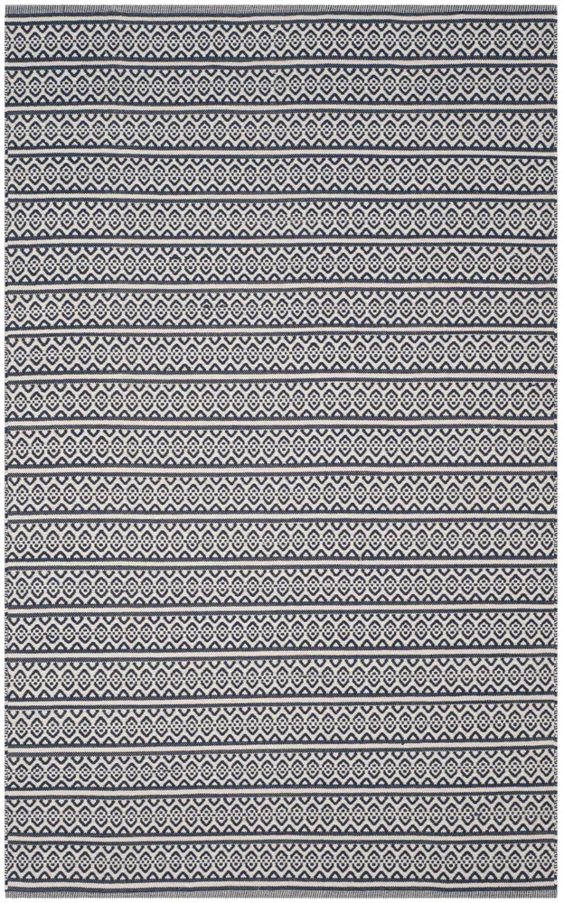 Safavieh Montauk 6'-0