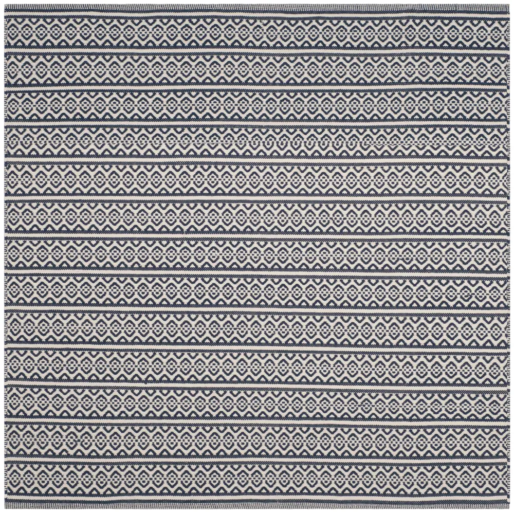 Safavieh Montauk 6'-0