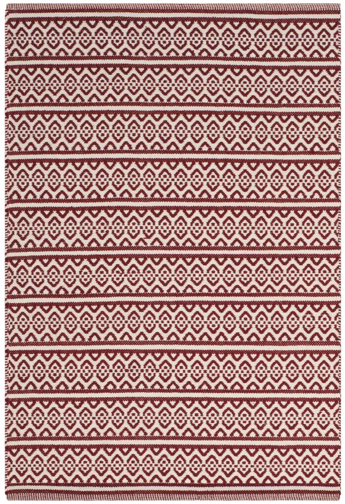 Safavieh Montauk 3'-0