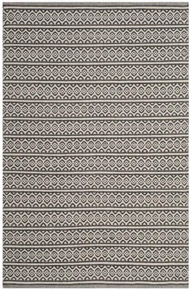 Safavieh Montauk 4'-0