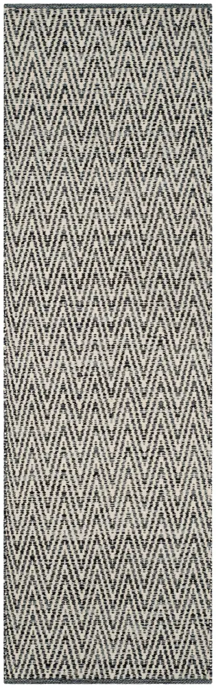 Safavieh Montauk 2'-3