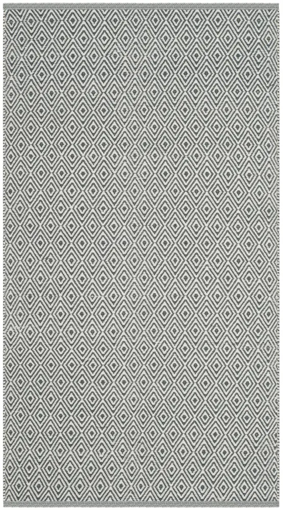 Safavieh Montauk 3'-0