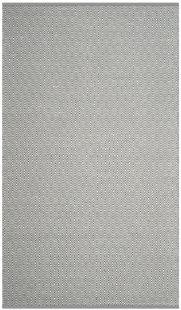 Safavieh Montauk 5'-0