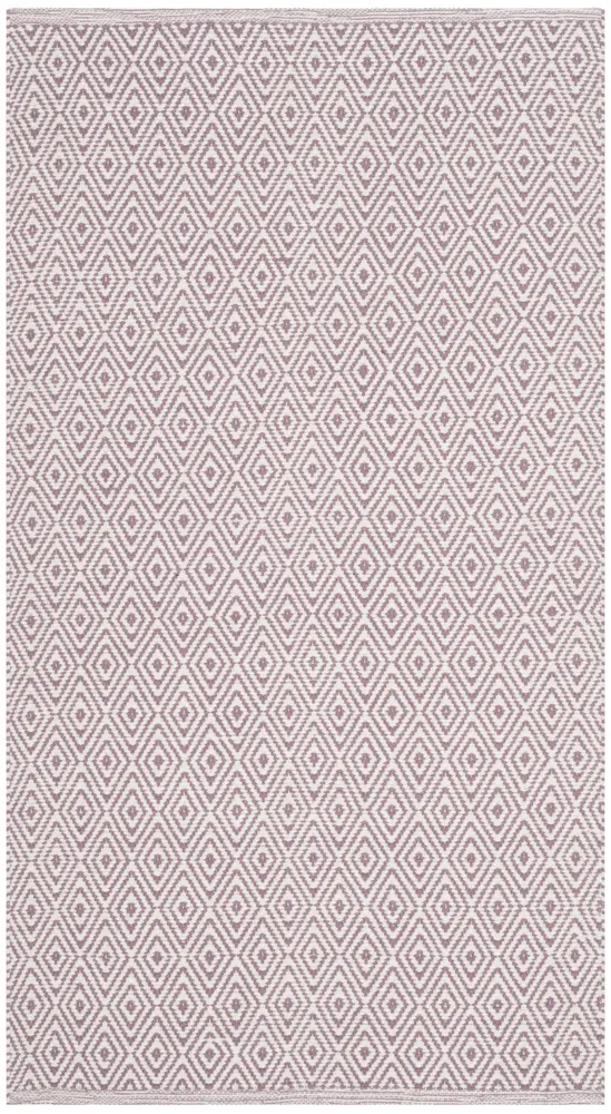 Safavieh Montauk 2'-6