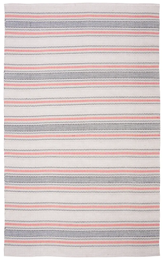 Safavieh Montauk 5'-0