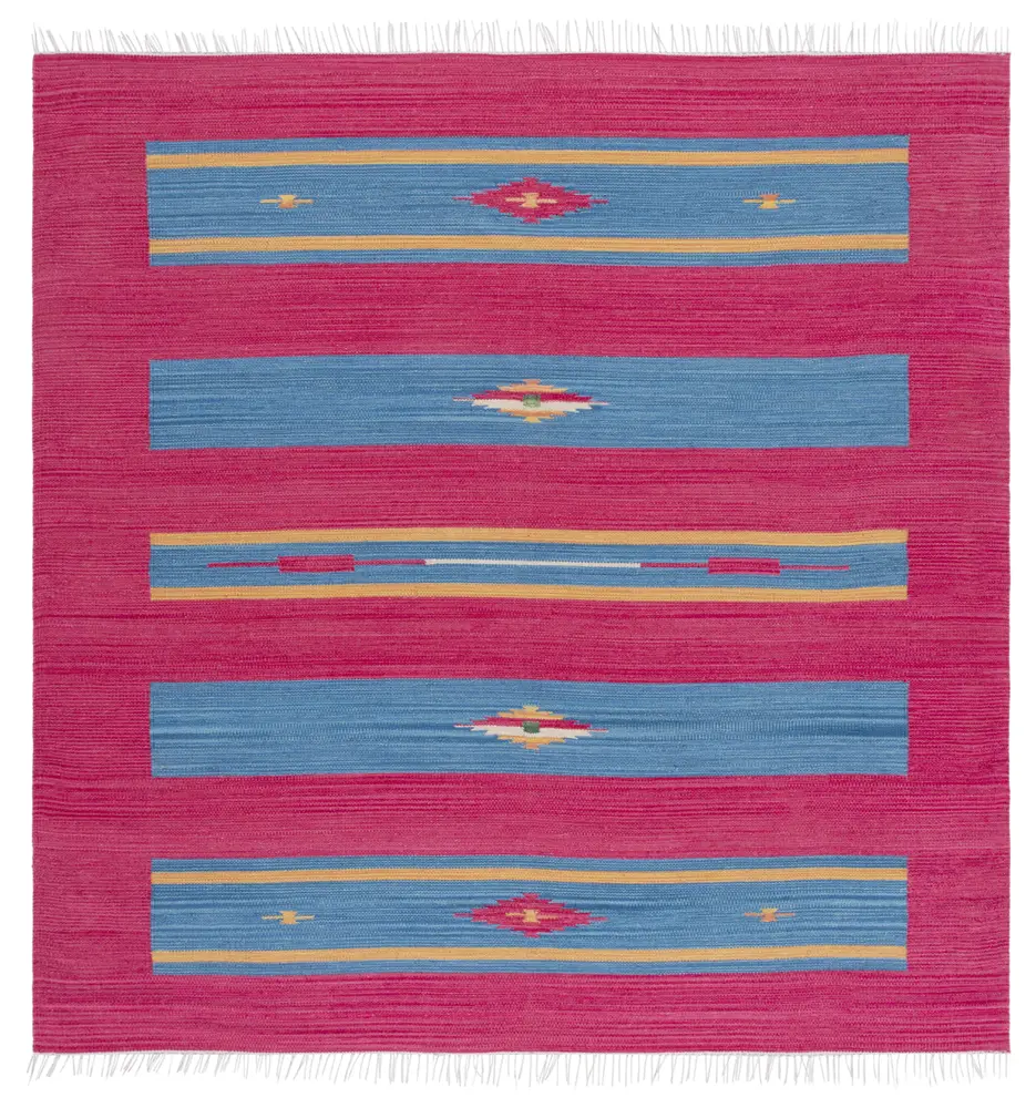 Safavieh Montauk 6'-0