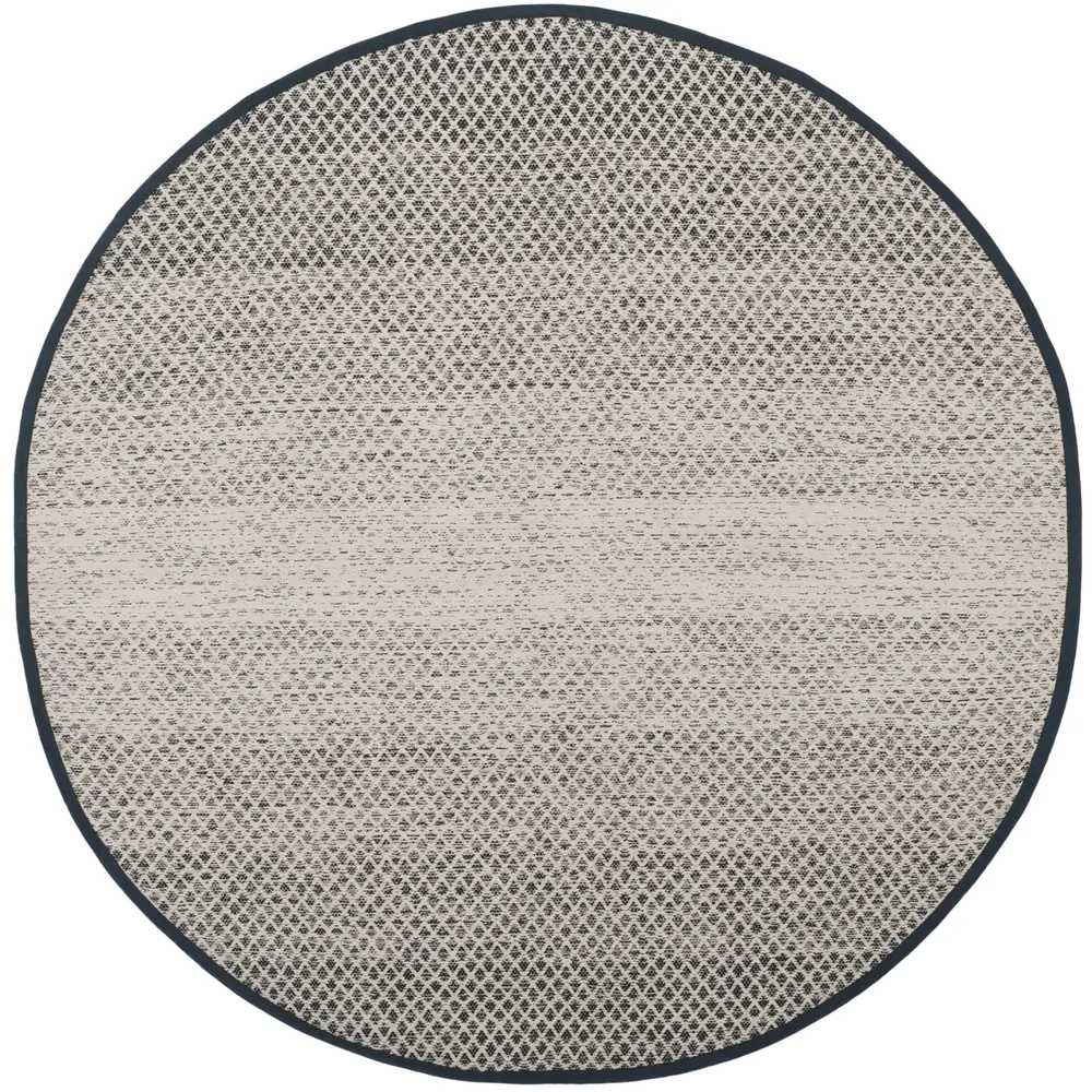 Safavieh Montauk 6'-0