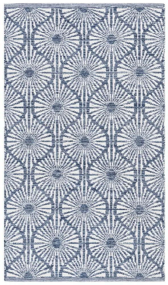 Safavieh Montauk 3'-0