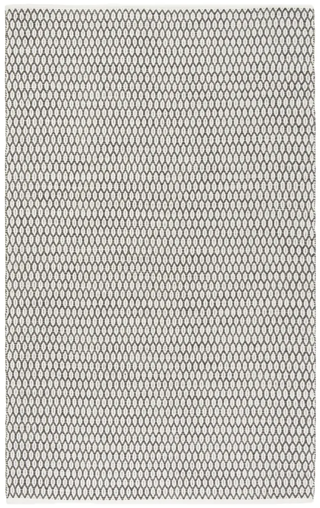 Safavieh Montauk 5'-0