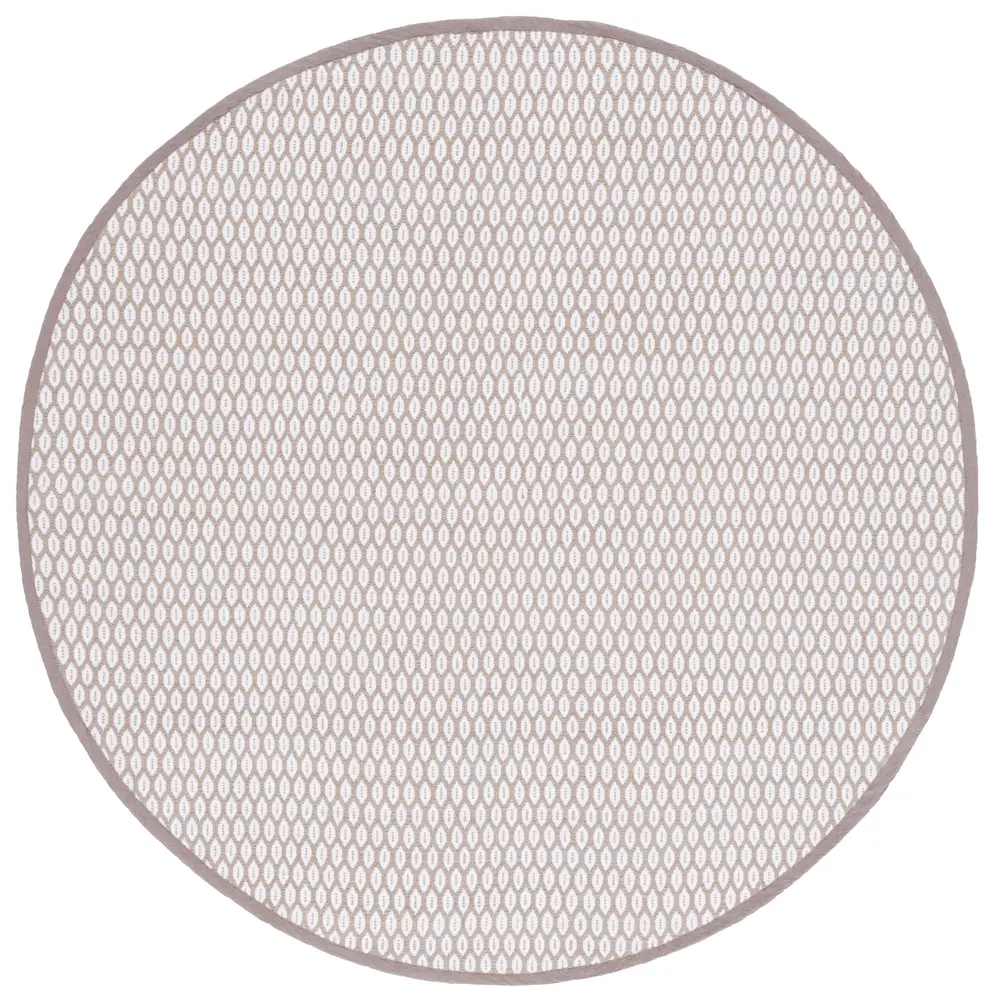 Safavieh Montauk 6'-0