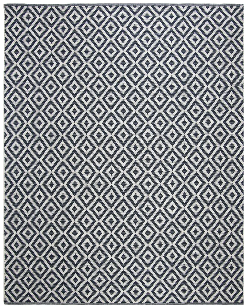 Safavieh Montauk 8'-0