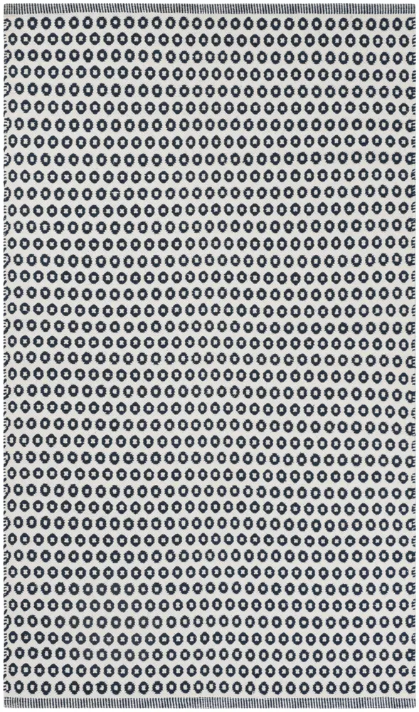 Safavieh Montauk 3'-0