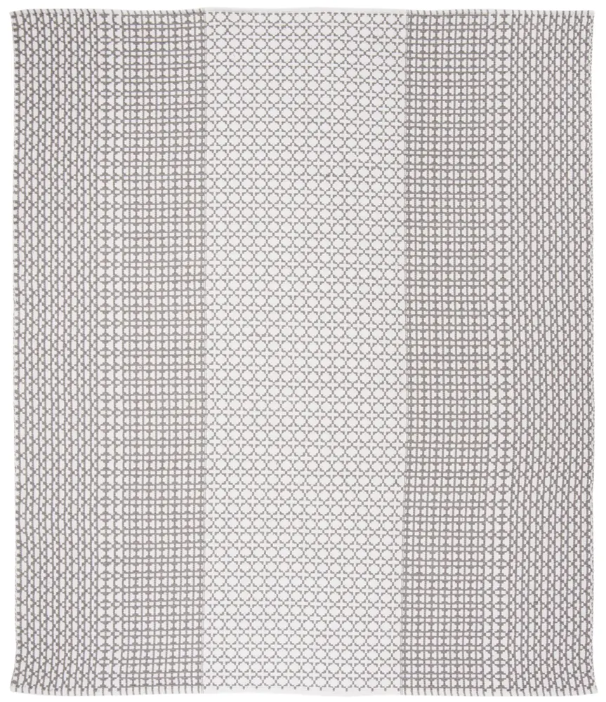 Safavieh Montauk 8'-0