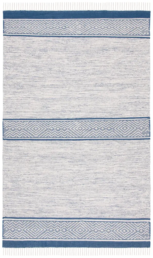 Safavieh Montauk 4'-0