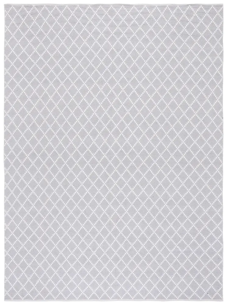 Safavieh Montauk 8'-0