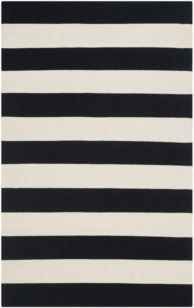 Safavieh Montauk 2'-6